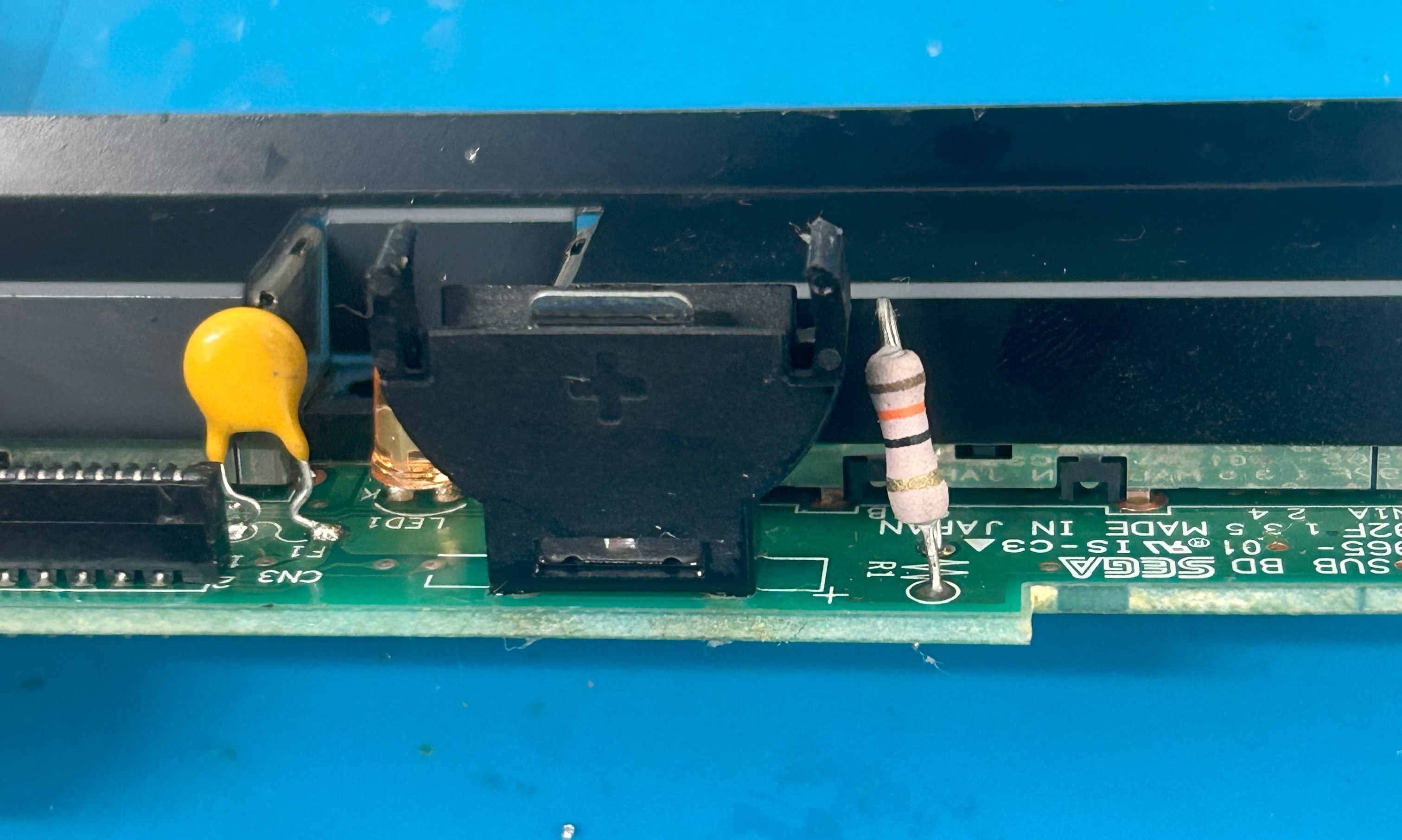 Resettable polyfuse installed